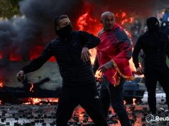 Dy eurodeputetë reagojnë për protestat në Shqipëri: Dënojmë dhunën, shqetësim për forcën e tepruar policore