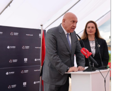 Mbi 300 tonë mbetje të rrezikshme në qiell të hapur! Raporti për Albchrome në Elbasan ngre alarmin për ndotjen e ujit dhe tokës