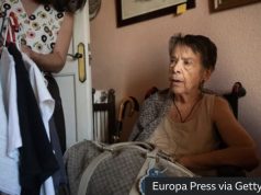 Vdes 87-vjeçarja që u nxor me barelë nga shtëpia pas 70 vitesh, rasti i saj ngriti Spanjën në protesta