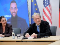 Berisha: Blockchain për të nxjerrë Shqipërinë nga kaosi digjital/ Akuza për AKSHI-n, tenderat dhe Kadastrën