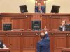 Përplasje Bardhi-Peleshi në Kuvend për kohën e fjalës: “Mos më provokoni” – “Ua tregoj unë rregulloren”