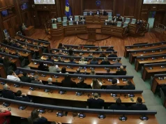 Marrëveshje në minutat e fundit në Kosovë/ Specialja votohet e para, dy gra në garë për presidente