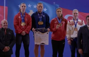 Vetëm 15 vjeçe, fiton tri medalje ari dhe thyen rekorde botërore! Emily Guerrero shkruan historinë për Kosovën në Durrës